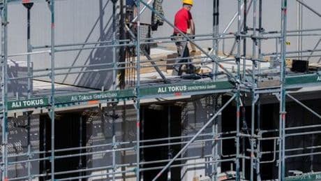Immobilien: Baugenehmigungen für Wohnungen steigen im ersten Halbjahr