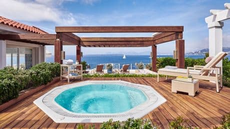 Luxury hotels with the best service: The world’s most impressive stays loved by billionaires