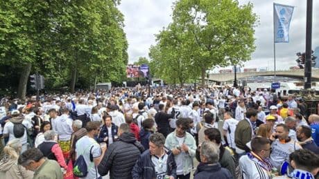 La UEFA se pone dura con la venta de entradas: podrían ser canceladas