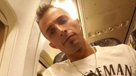 Fugge all’alt dei carabinieri e muore schiantandosi con la moto