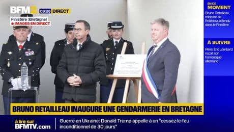 Bretagne: Bruno Retailleau inaugure la nouvelle gendarmerie de Pont-l'Abbé