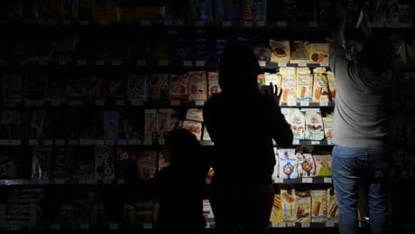 Spain recovers from power outage, seeks explanations