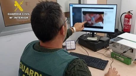 Dos detenidos en Cartagena por agredir sexualmente a un menor de la familia y grabar lo ocurrido