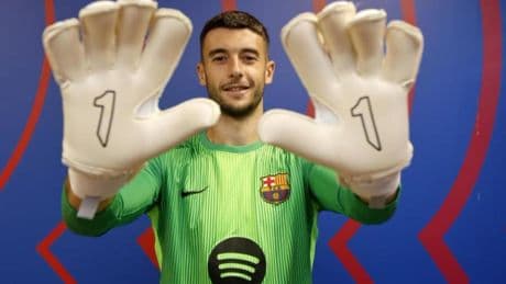 Joan Garcia: "No tuve dudas de fichar por el Barça"