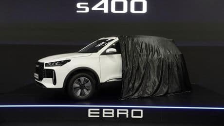 El nuevo coche español con un precio tentador que puede plantar cara los chinos: el nuevo SUV híbrido S400 con la etiqueta ECO que Ebro acaba de presentar
