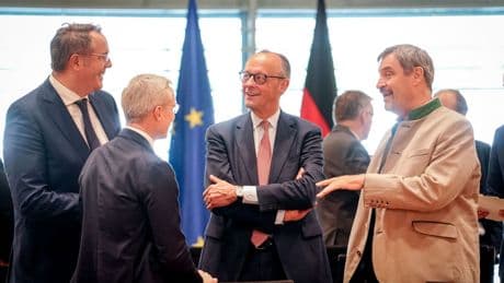 Steuern Investitionspaket: Schweitzer sieht "Etappensieg für Deutschland"