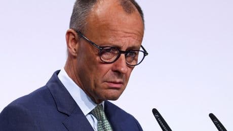 Bundespolitik: Merz will Asylsuchende weiter zurückweisen