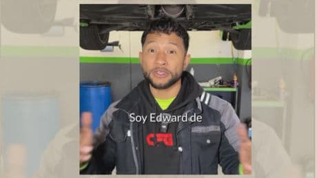 Edward de los Santos, empleado de un taller: "Muchos lo hacen mal… y eso puede dañar tu coche o causar accidentes"
