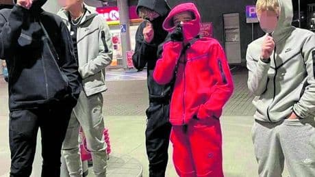 Stranier under 16 a rischio povertà