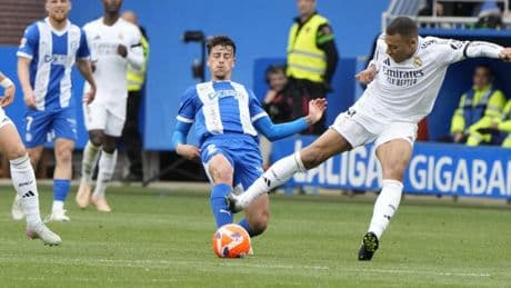 Y Mbappé pierde la cabeza
