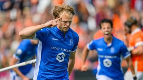 Plaaggeest Janssen loodst Kampong naar hockeyfinale ten koste van Bloemendaal