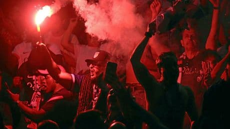 « On a eu deux mains au cul » : des femmes racontent leur calvaire après la victoire du PSG