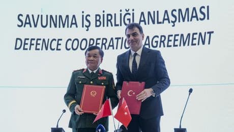 Türkiye ve Vietnam arasında yeni dönem... Savunma iş birliği protokolü imzalandı