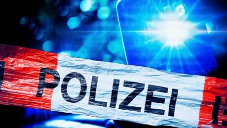 Ehefrau unter Verdacht - Mann (41) stirbt an Stichverletzung