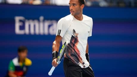 Nach Nervenspiel: Zverev-Bezwinger im US-Open-Halbfinale