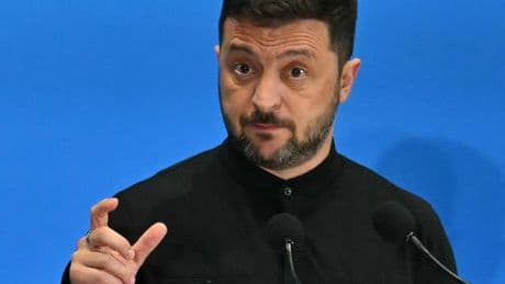 En direct, guerre en Ukraine : Volodymyr Zelensky dit avoir reçu de « bons signaux » sur de nouvelles livraisons d’armes des Etats-Unis et des pays européens