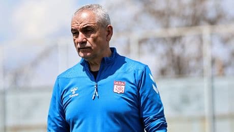 Sivasspor Teknik Direktörü Çalımbay: Bodrum maçında taraftarımıza büyük iş düşüyor