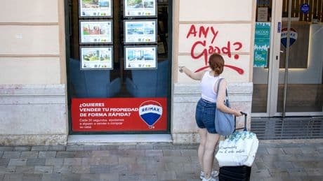 Sin casa para los jóvenes: la compra y el alquiler superan el esfuerzo recomendado en todas las comunidades