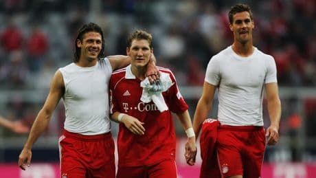 Kurioser Karriere-Schritt - Ex-Bayern-Stürmer (2,02 Meter) wird Football-Profi