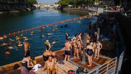 Dans la Seine, les mauvaises langues ont bu la tasse