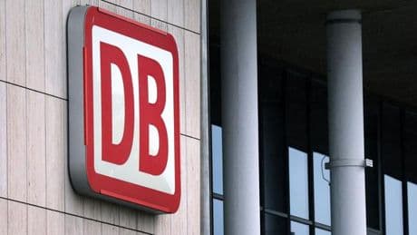 Hauptbahnhof Würzburg: Schaden an Oberleitung unterbricht Zugverkehr in Würzburg