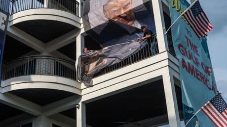 ​A Trump-Themed Beach House vs. ‘the Hamptons of the South’