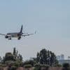 Aktien im Minus: Airlines leiten nach israelischem Angriff Flüge um