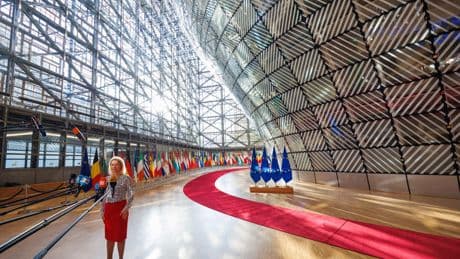 Ue, approvato il diciottesimo pacchetto di sanzioni alla Russia