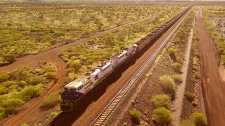 "Infinity Train": Australier fahren Elektro-Zug, den sie nie laden müssen