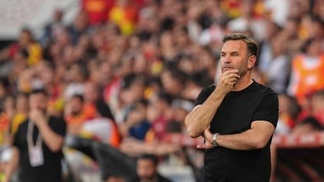 Galatasaray'da ayrılık! Okan Buruk 2 ismin biletini kesti