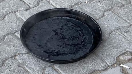 Aksaray'da fırında unutulan kek apartmanı dumana boğdu