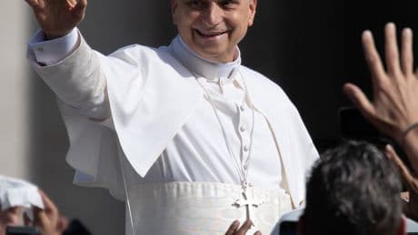 Pope Leo XIV Celebrates Inaugural Mass as Head of Catholic Church
