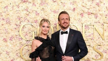 Jason Segel engaged to girlfriend to pro dancer girlfriend after two years of dating