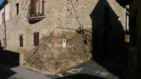 Adiós a las humedades: la solución más eficaz que usan en El Prado y el Palacio de Versalles