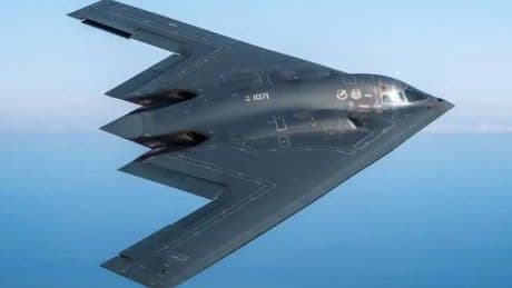 I caccia B-2, le bombe, le esplosioni. L'operazione Usa al microscopio