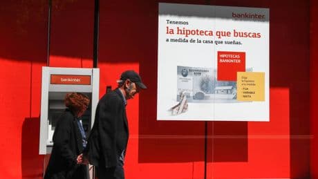 La integración de EVO en Bankinter desata las críticas de los clientes: “Solo tengo problemas”