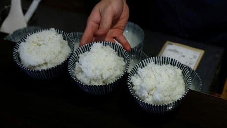 Au Japon, changement de stratégie pour faire baisser le prix du riz