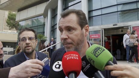 Tertulia de Herrero: Contradicciones y muchas incógnitas por resolver sobre el caos en el AVE