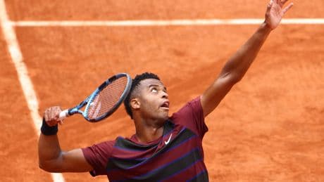 Roland-Garros : «Ce n’était pas très bon 90% du temps», peste Mpetshi Perricard après sa défaite contre Dzumhur