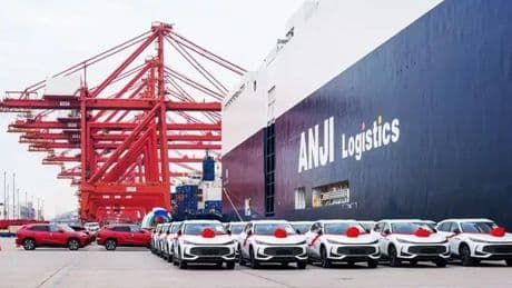 «Anji Ansheng»: el barco portavehículos más grande del mundo ya viaja de China a Europa