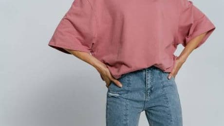 Quali sono i modelli di jeans a vita alta più di tendenza