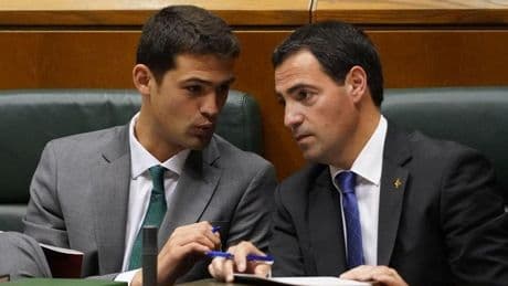 PNV y PSE llevan al Gobierno vasco su choque por el plan para blindar el euskera en las OPE