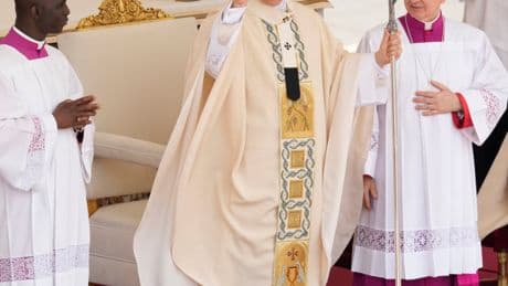 Pope Leo Calls for Diversity in Unity as He Begins His Pontificate