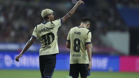 El viejo Barça se exhibe en Corea y arrasa al Seúl