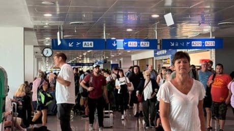 Brits stranded in Spain as easyJet cancels scores of flights over ATC restrictions