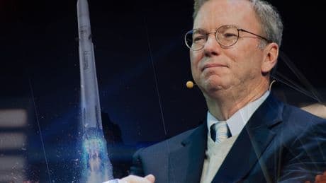 Nadie entiende por qué el ex CEO de Google ha comprado una empresa de cohetes. Él mismo lo dice: datacenters en el espacio