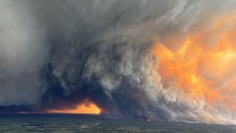 Alberta wildfire evacuees seek mental, emotional supports in Edmonton