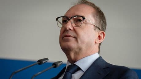 Migrationspolitik: Der Asyl-Poker des Alexander Dobrindt