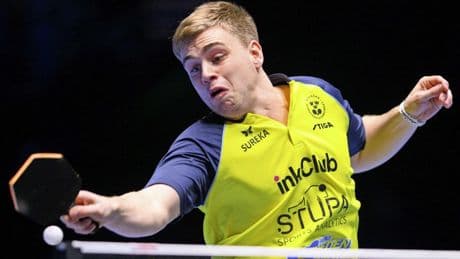 Zweedse tafeltennisser met schrik vrij nadat tijdens de training een drone op zijn hand stort