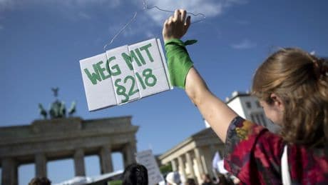 Schwangerschaft: CSU wehrt sich gegen mehr staatlich bezahlte Abtreibungen